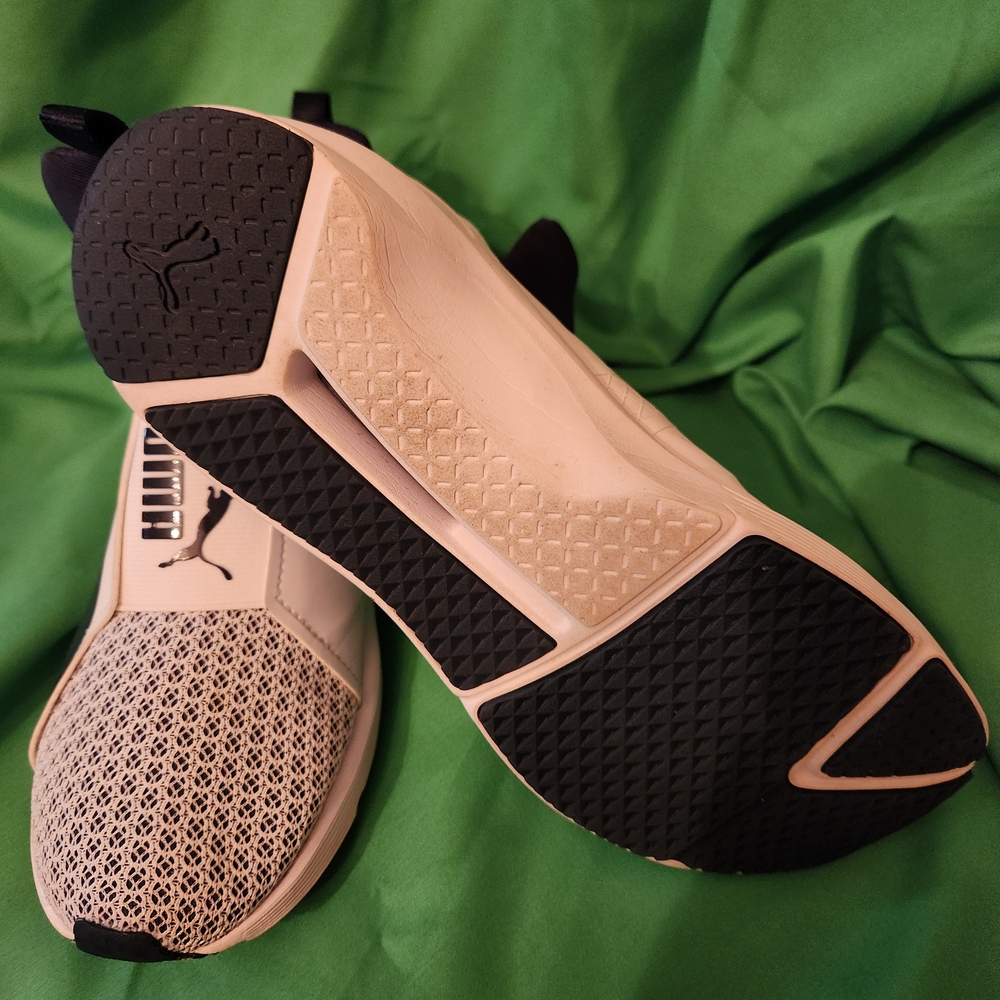 Puma White and Black Athletic Shoes - Picture 5 of 5